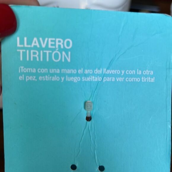 Key chain new for kids shark design NWT - Picture 4 of 5